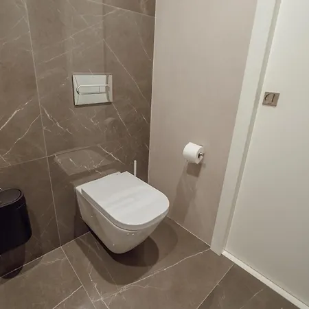 Apartment Guest Renovato Luxus Flat W/ Parking Porto