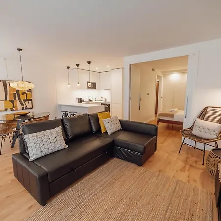 Apartment Guest Renovato Luxus Flat W/ Parking Porto