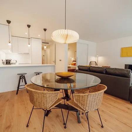 Guest Renovato Luxus Flat W/ Parking Porto