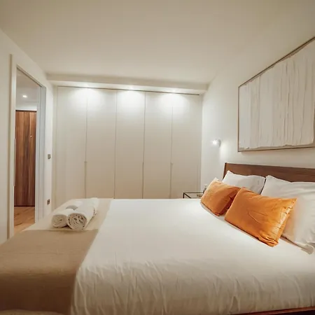 Apartment Guest Renovato Luxus Flat W/ Parking