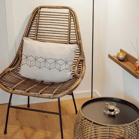 شقة Guest Renovato Luxus Flat W/ Parking