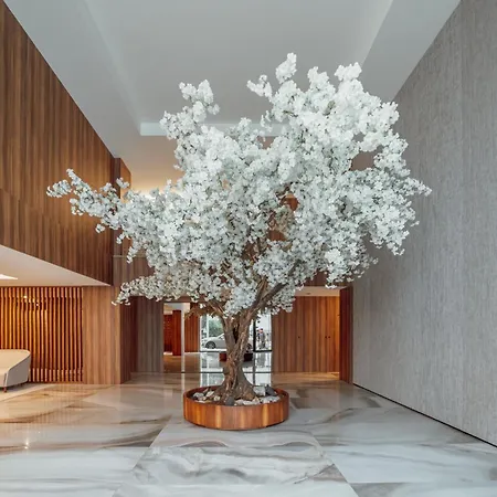 Guest Renovato Luxus Flat W/ Parking Apartamento