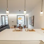 Guest Renovato Luxus Flat W/ Parking Porto