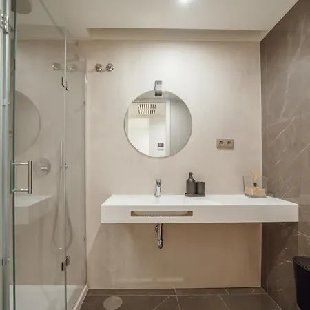 Guest Renovato Luxus Flat W/ Parking Appartement Oporto
